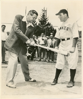 1948 Babe Ruth Wire Photo With Bill Bendix While Filming "The Babe Ruth Story" (PSA Type III)
